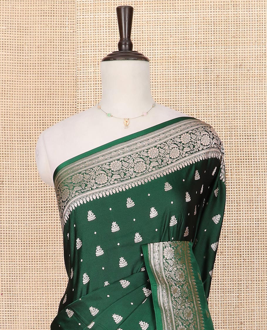 Green zari buttas mushru silk saree, floral creeper design border, and intricately designed pallu - Image 3