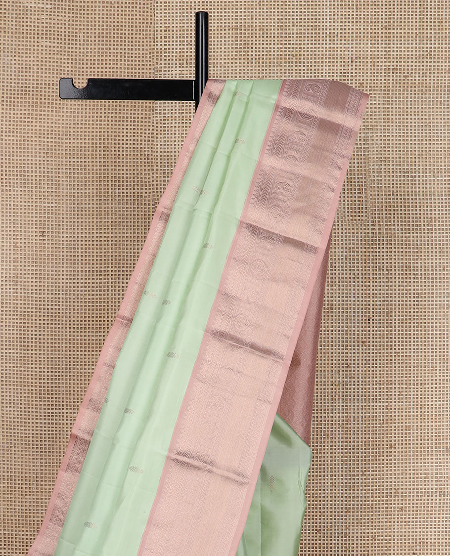 Green zari buttas Vasundhara silk saree, contrast border of thilakam,banaras, manga & chakram designs & pallu of jaal design - Image 4