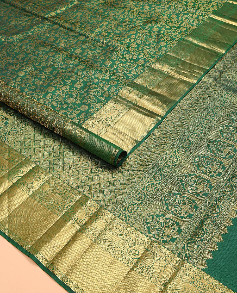 Green zari buttas woven kanchipuram silk saree, zari border of salngai, kamalam, yaali, yaanai, and mayil kann designs, and jaal pallu - Image 2