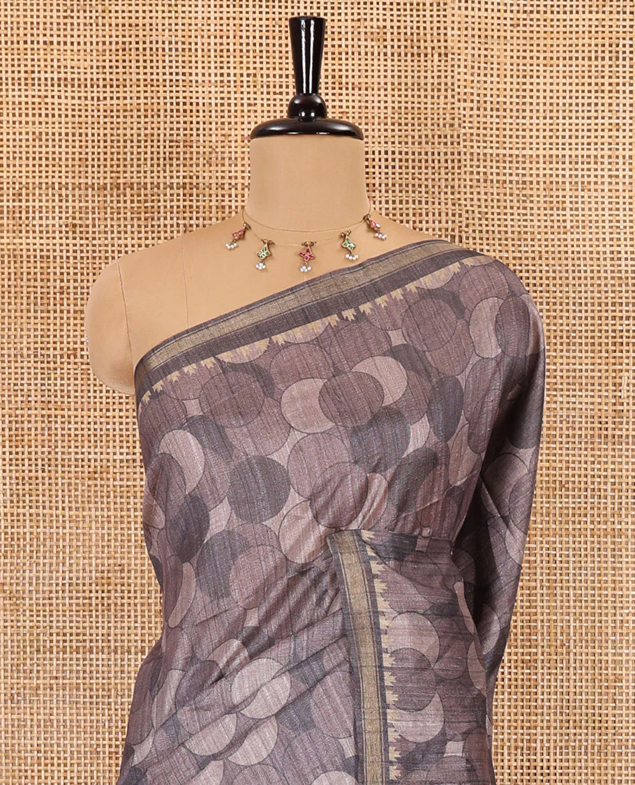 Grey circle abstract printed fancy tussar saree, tissue border, pallu of kalamkari peacock print, and kalamkari floral printed blouse - Image 3