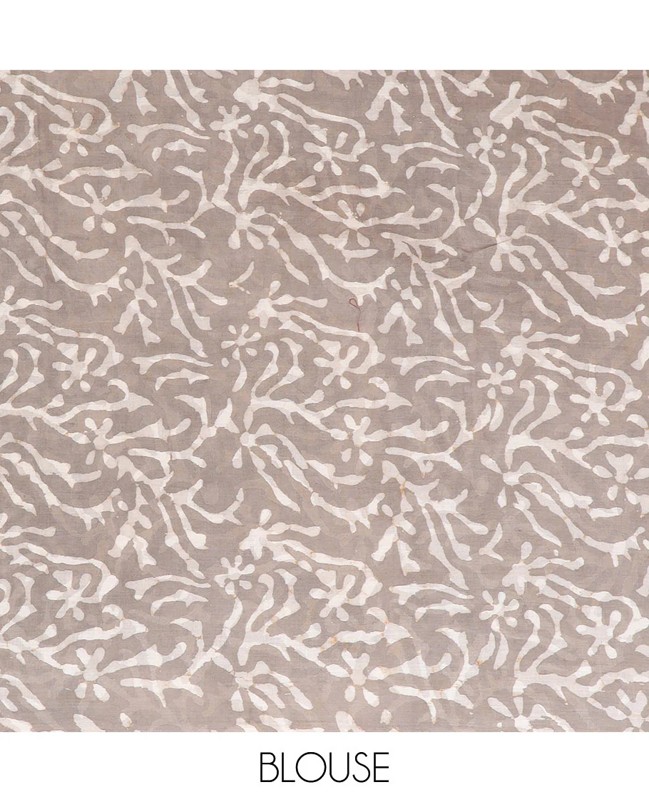 Grey leaf motifs block printed cotton saree, printed border, and floral-geometric printed pallu - Image 3