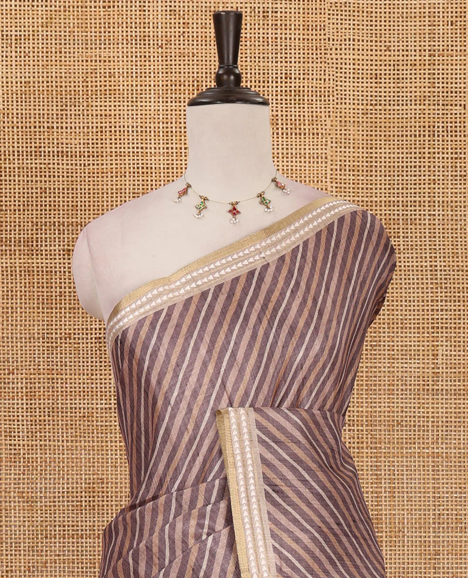 Grey lehariya-style striped semi-tussar saree, contrast resham thread triangle motifs border, diamond printed pallu & contrast printed blouse - Image 3