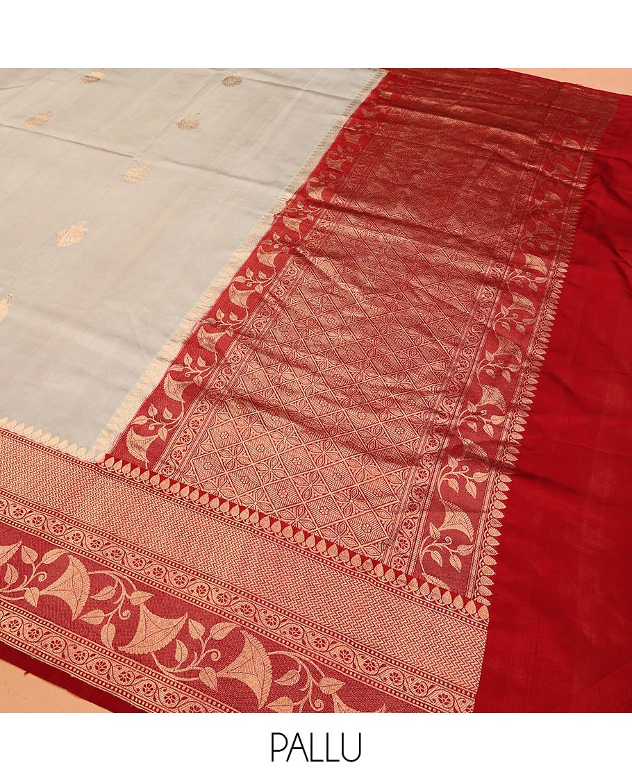 Grey Raw Mango Silk Saree Adorned with Buttas, Complemented by a Contrast Traditional Zari-Designed Border, Featuring a Zari-Elevated Jaal-Designed Pallu, Paired with a Contrast Blouse - Image 5