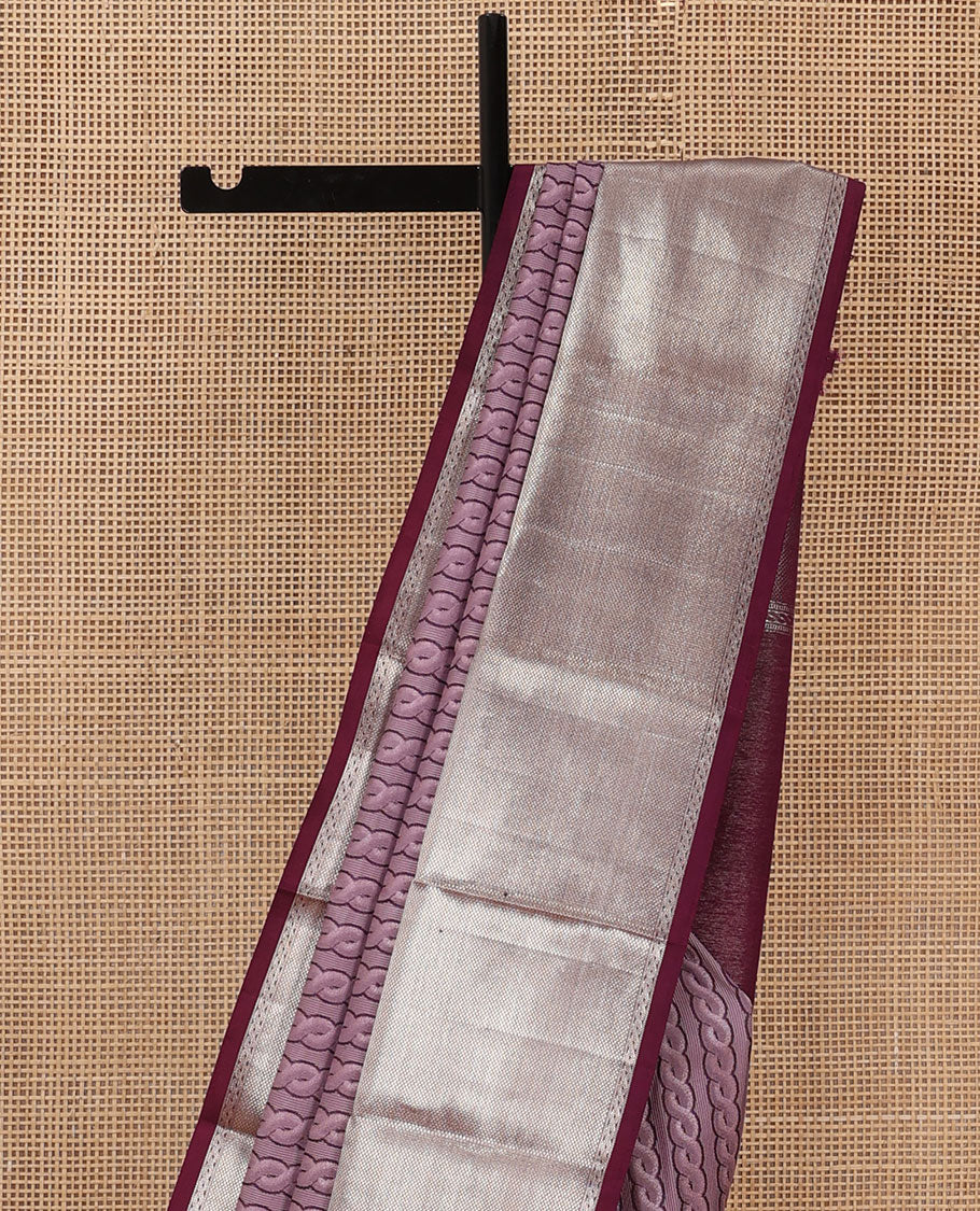 Lavender jacquard Kanchipuram silk saree, big kuyil kann border & silver zari work on the pallu - Image 5