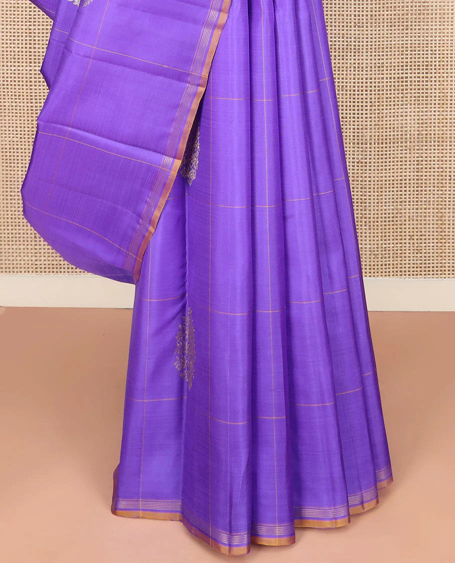 Lavender Kanchipuram Silk Saree Featuring Buttas Enclosed Checks, Adorned with a Contrast Piping Border, Zari Elevated Pallu of Jaal Design, and Paired with a Matching Checked Blouse - Image 4
