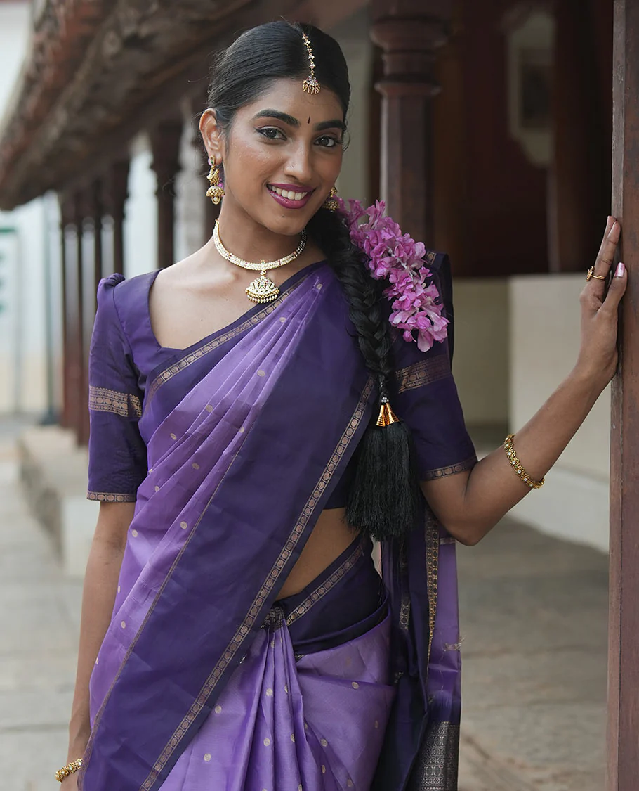 Lavender Poun Buttas Vasundhara Silk Saree, Contrast Rettai Pettu Border of Rekku, Neli, and Rudraksham Designs, and Zari-Rich Intricate Pallu - Image 2
