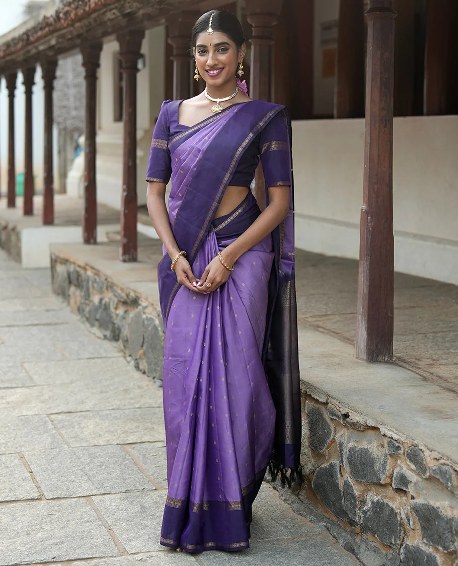 Lavender Poun Buttas Vasundhara Silk Saree, Contrast Rettai Pettu Border of Rekku, Neli, and Rudraksham Designs, and Zari-Rich Intricate Pallu - Image 4