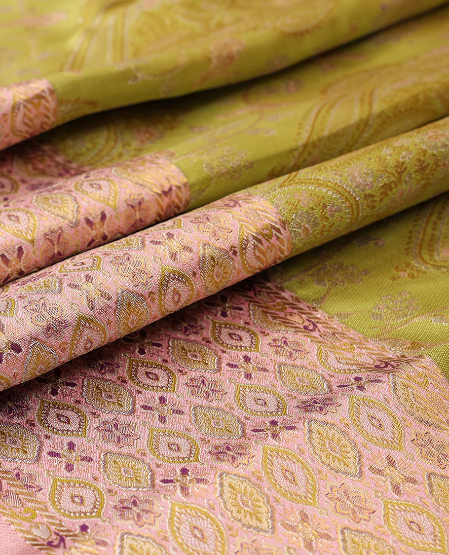 Leaf green meenakari jacquard Samudrika silk saree, contrast meenakari floral-ogee border & pallu of floral meenakari design pallu - Image 4