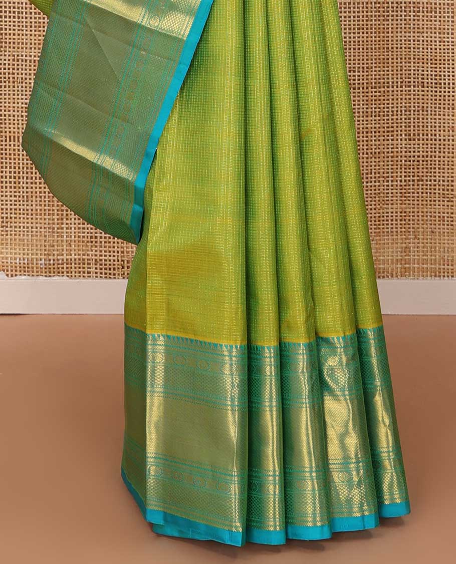 Leaf green zari buttas checked Kanchipuram silk saree, contrast border of ara bogudi,chakram and kuyil kann and jaal pallu - Image 5