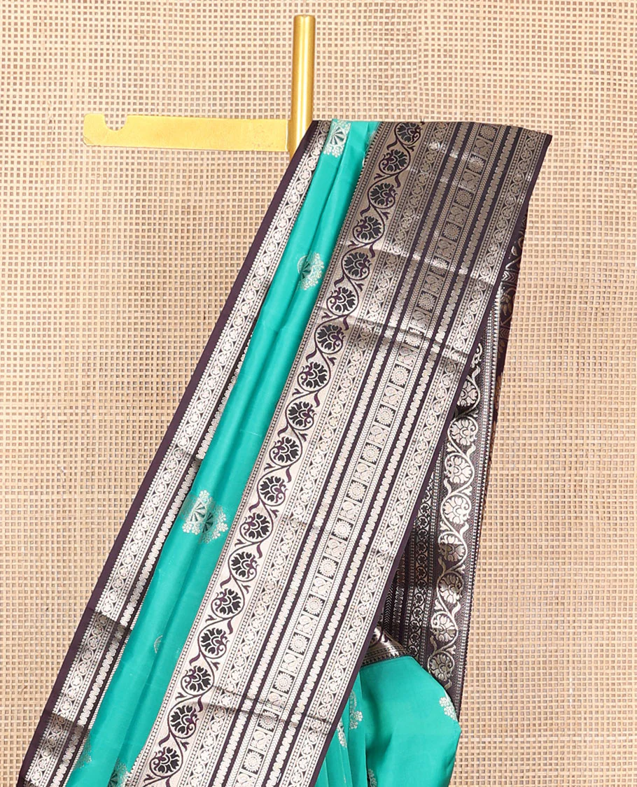 Light blue zari buttas Vasundhara Lite Silk Mix Saree, contrast temple border of kodi visiry, kathir & Annam chakram & intricate pallu - Image 4