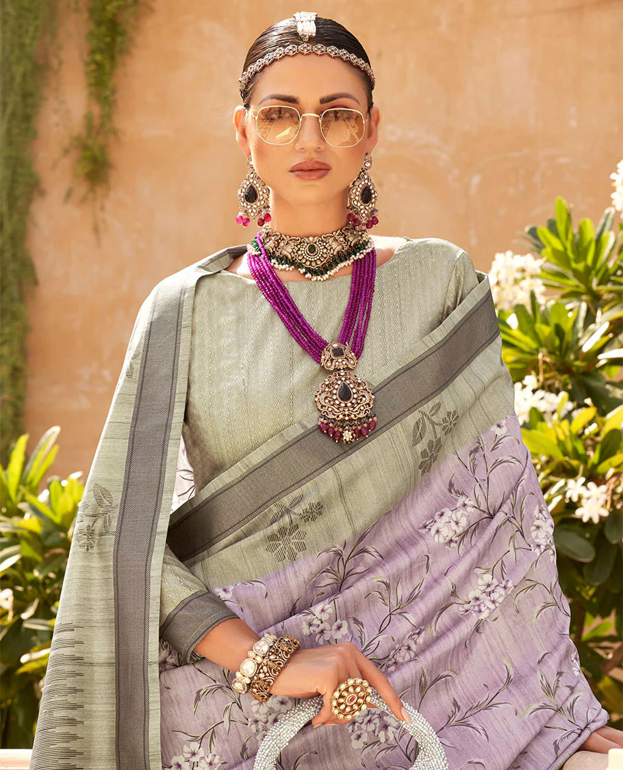 Light lavender base floral vine printed designer catalog saree, contrast floral motifs border, and pallu of temple design - Image 2