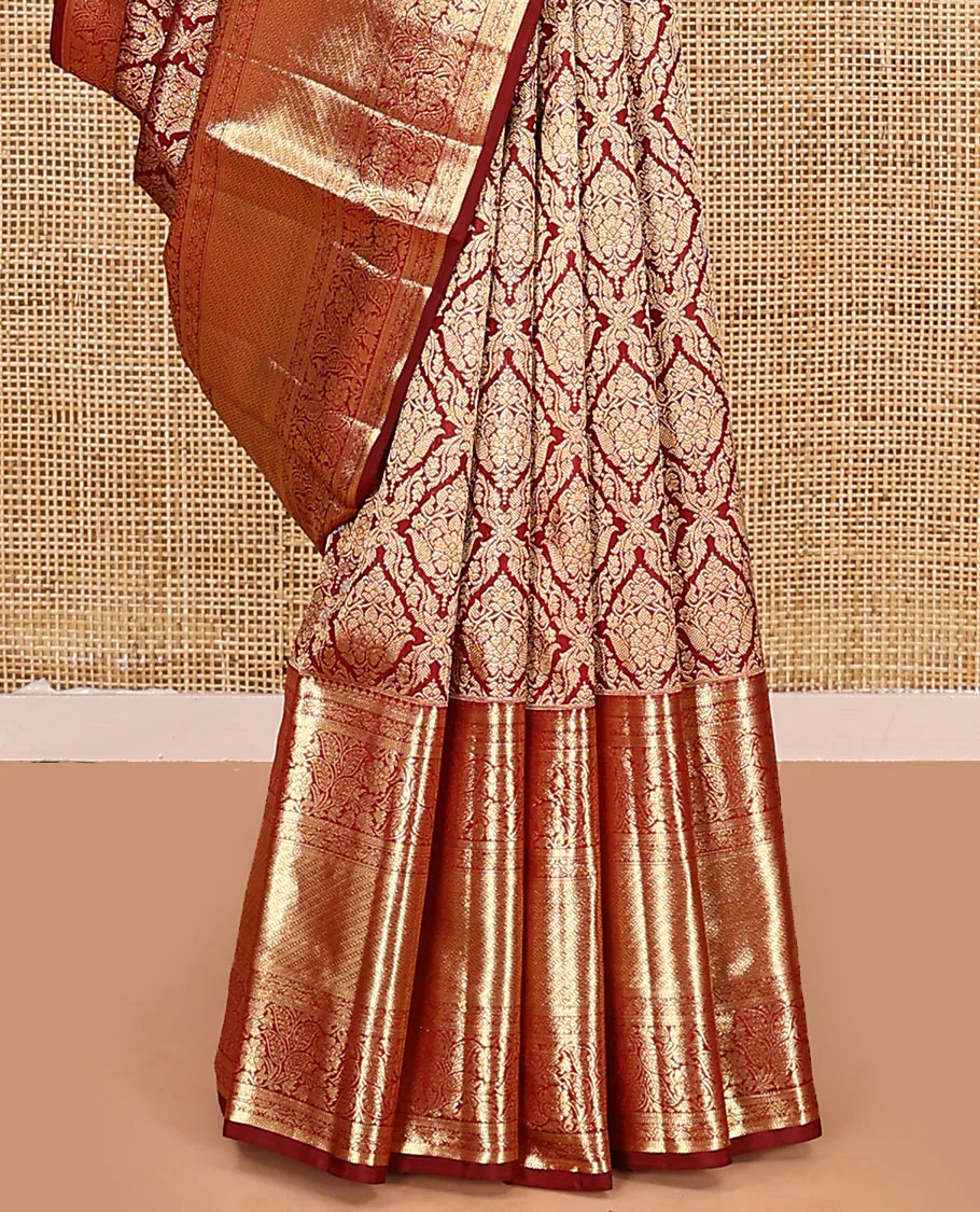 Light maroon jacquard kanchipuram silk saree, zari border of thilakam, muthu, and kodi visiry designs, and jaal pallu - Image 4