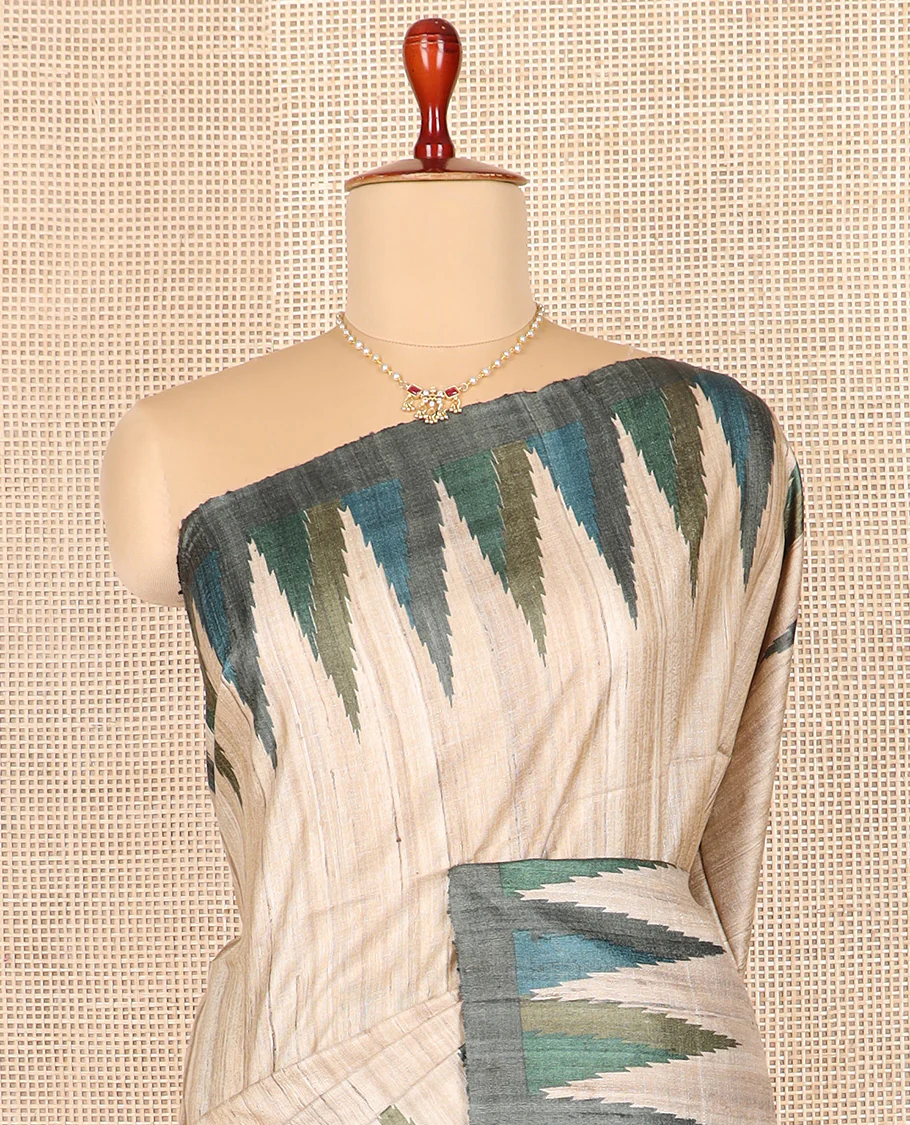 Light sandal plain tussar saree, contrast temple border, and geometric patterned pallu - Image 3