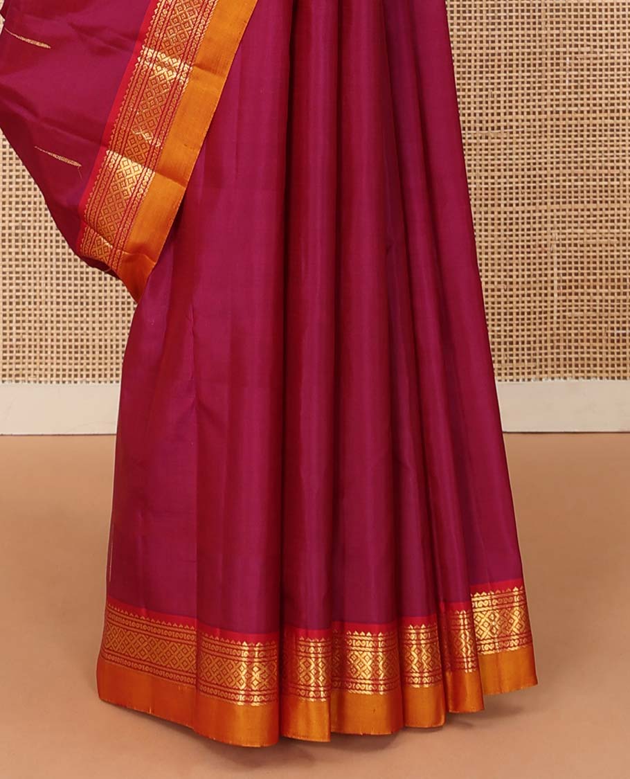 Magenta malli mokku buttas Kanchipuram silk saree, contrast border of rekku, banaras, and mayil kann designs, and traditional design pallu - Image 5
