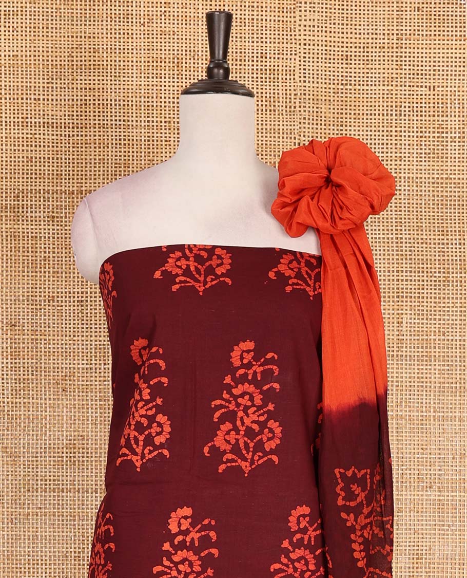 Maroon cotton material chudidar set, batik style floral, and paisley printed top, contrast plain bottom, and batik printed dupatta - Image 3