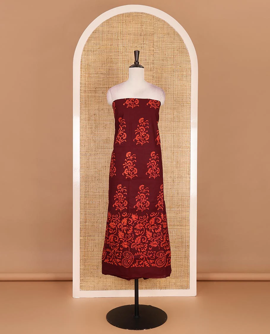 Maroon cotton material chudidar set, batik style floral, and paisley printed top, contrast plain bottom, and batik printed dupatta - Image 4