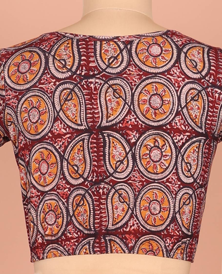 Maroon Cotton Readymade Blouse Ornamented with All-Over Chakram and Paisley Motif Print, Featuring a Front Round Neck, Back Round Neck, and Elbow Sleeves - Image 3