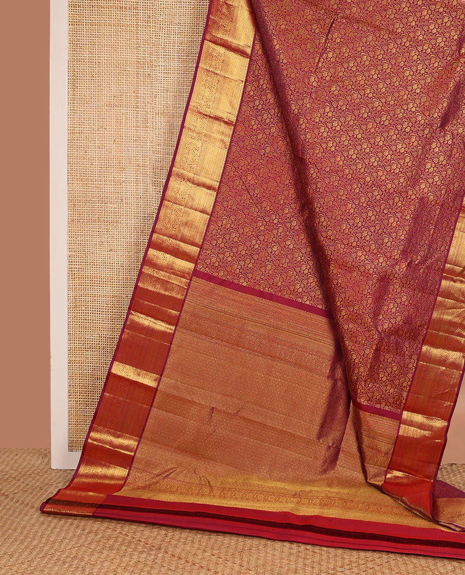 Maroon floral jaal jacquard Kanchipuram wedding silk saree, zari border of thilakam mokku, kathir, muthu, jaal, and floral designs, and jaal pallu - Image 3