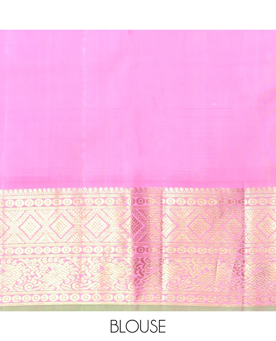 Maroon floral vine design kancheepuram silk saree with contrast korvai border of intricate zari design border & floral checked design pallu - Image 6