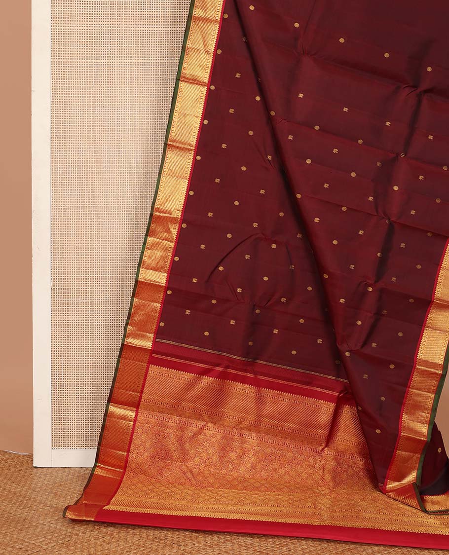 Maroon mayil poun buttas Kanchipuram silk saree, contrast border of rekku, banaras, cross kamalam, and zari stripes, and zari rich jaal pallu - Image 3