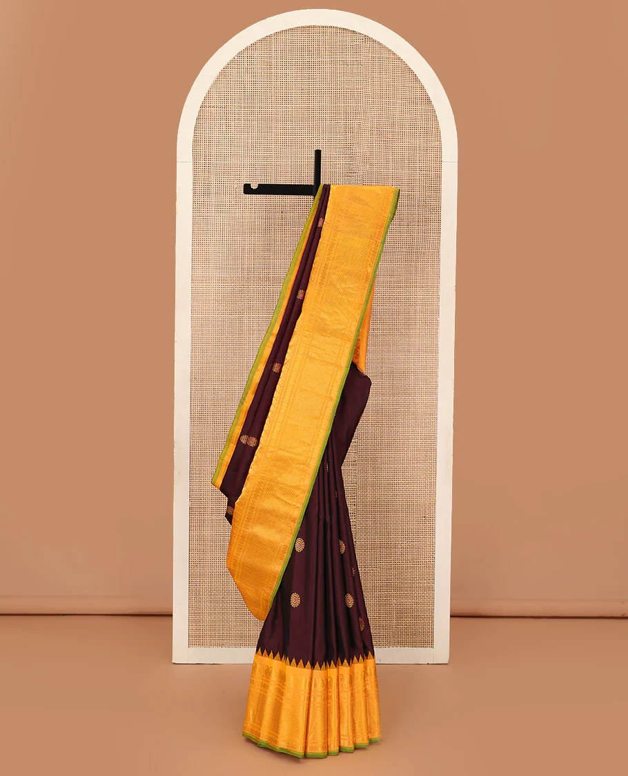 Maroon meena chakram buttas gadwal silk saree, contrast thazampoo rekku border of manga mokku, kathir, laddu kamalam, and mayil kann designs - Image 3
