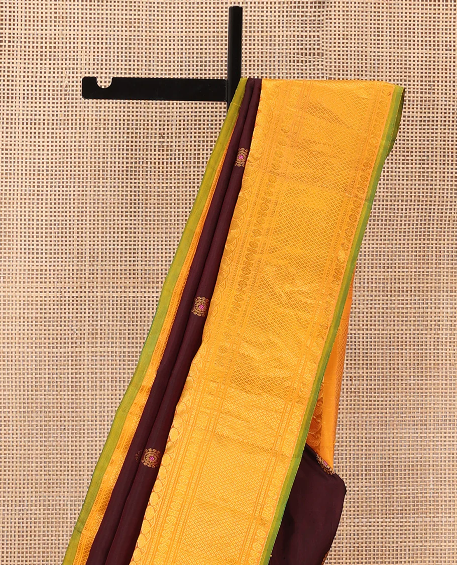 Maroon meena chakram buttas gadwal silk saree, contrast thazampoo rekku border of manga mokku, kathir, laddu kamalam, and mayil kann designs - Image 6