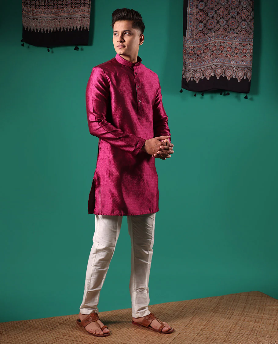 Maroon peacock eye style diamond pattern embossed full-sleeved men's kurta - Image 2