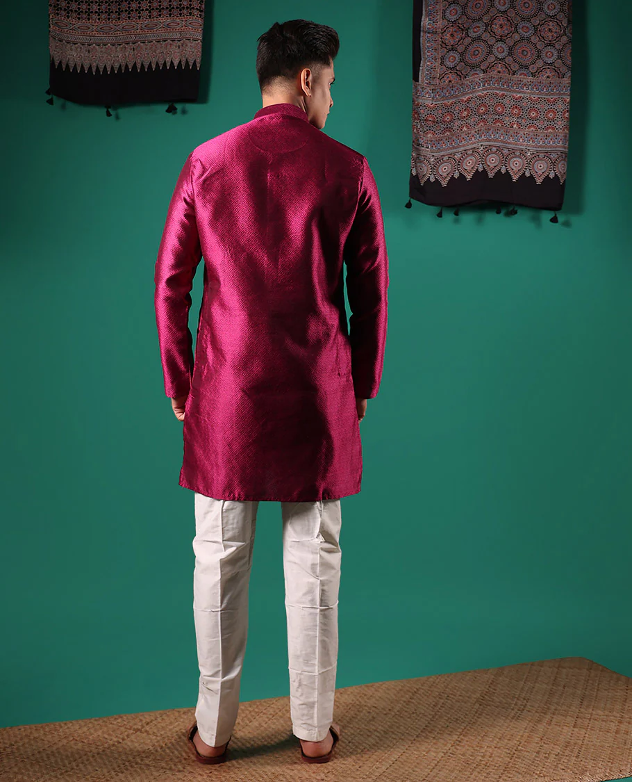 Maroon peacock eye style diamond pattern embossed full-sleeved men's kurta - Image 5