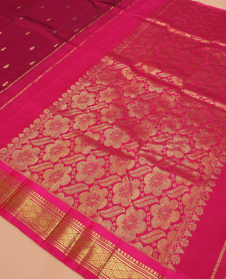 Maroon zari buttas Kanchipuram silk saree, contrast one-sided border of paneer sombu, banaras, muthu, and jaal designs, and pallu of floral designs - Image 5
