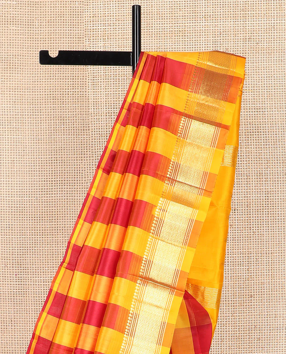 Multi-color Kanchipuram silk saree, zari border of paneer sombu, banaras, muthu, and mayil kann designs, and zari design pallu - Image 3