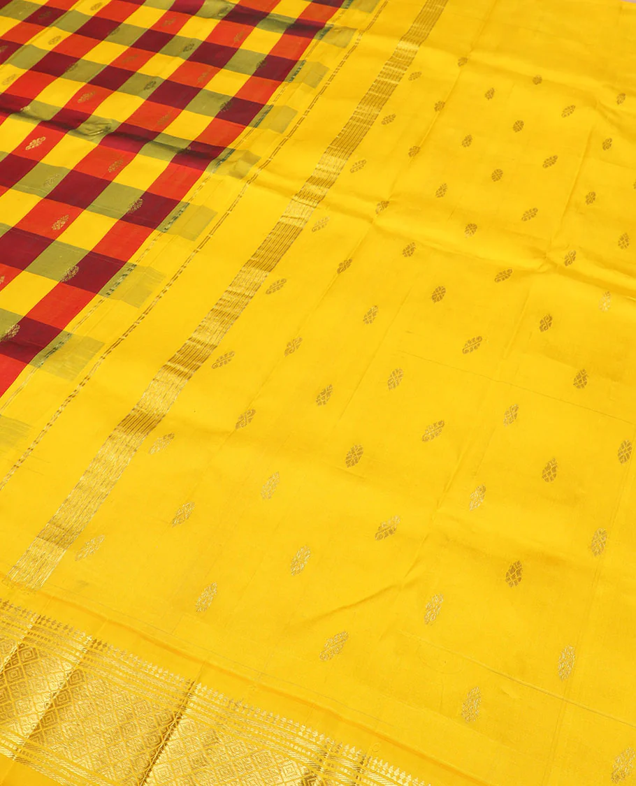 Multi-color zari buttas Kanchipuram silk saree, contrast border of paneer sombu, banaras, muthu, and jaal designs, and zari design pallu - Image 5