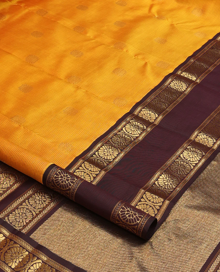 Mustard striped with chakram motifs Kanchipuram silk saree, contrast rettai pettu zari border of kathir, and poo chakram designs - Image 4