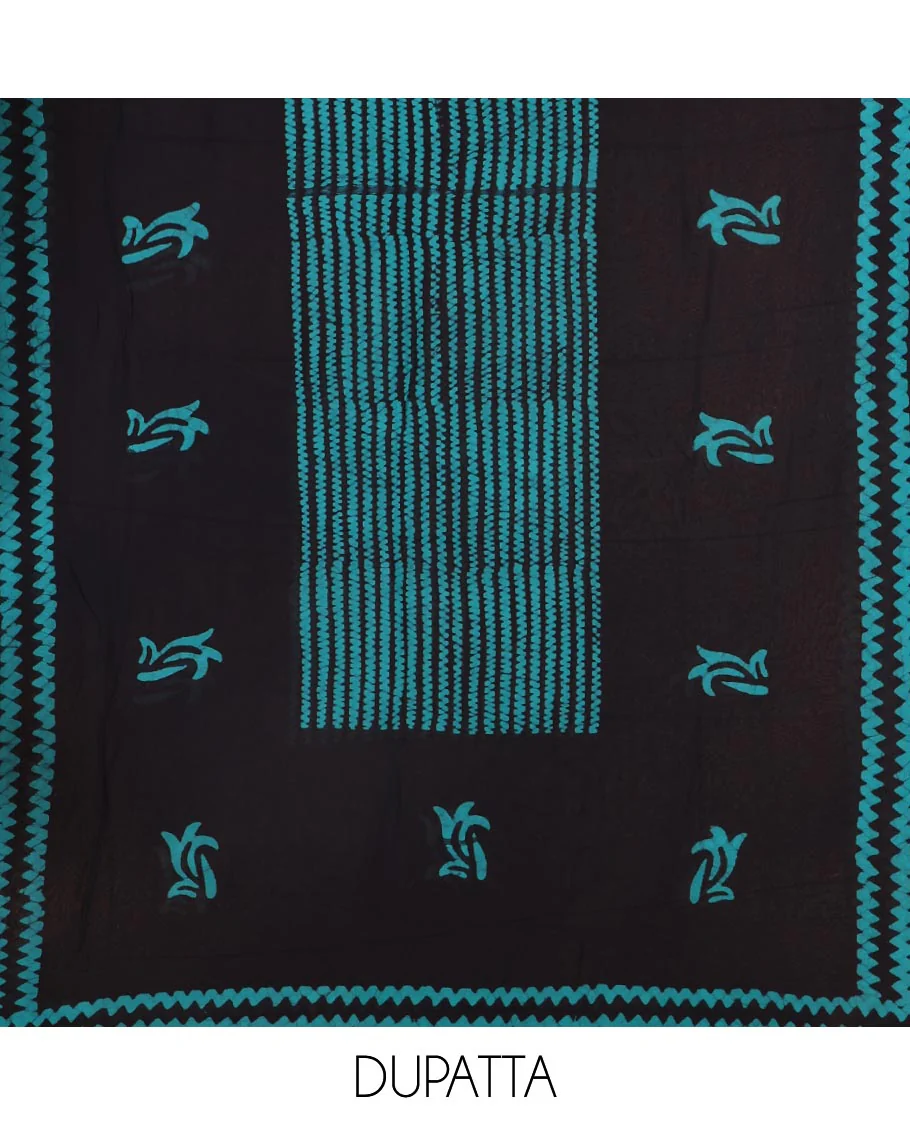 Navy blue and Rama green material chudidar set, batik print with kantha embroidered top, plain contrast bottom, and batik printed dupatta - Image 2