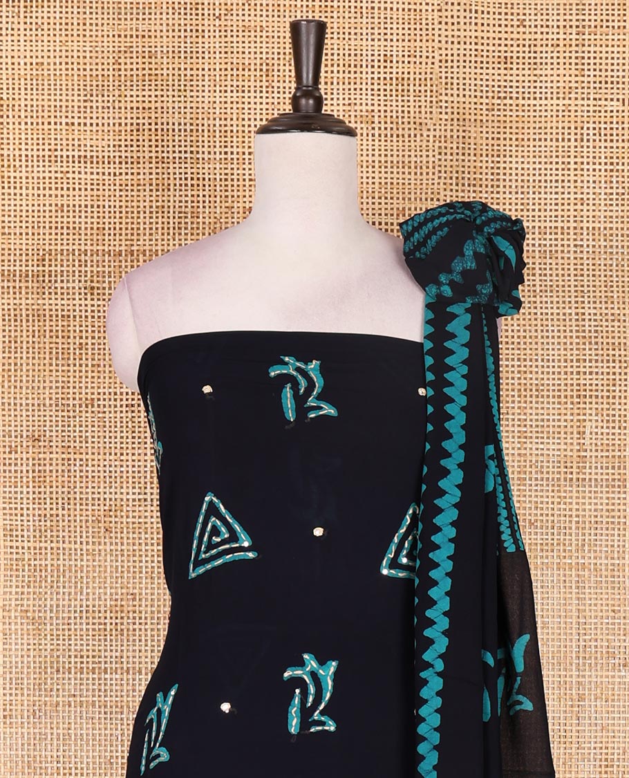 Navy blue and Rama green material chudidar set, batik print with kantha embroidered top, plain contrast bottom, and batik printed dupatta - Image 3