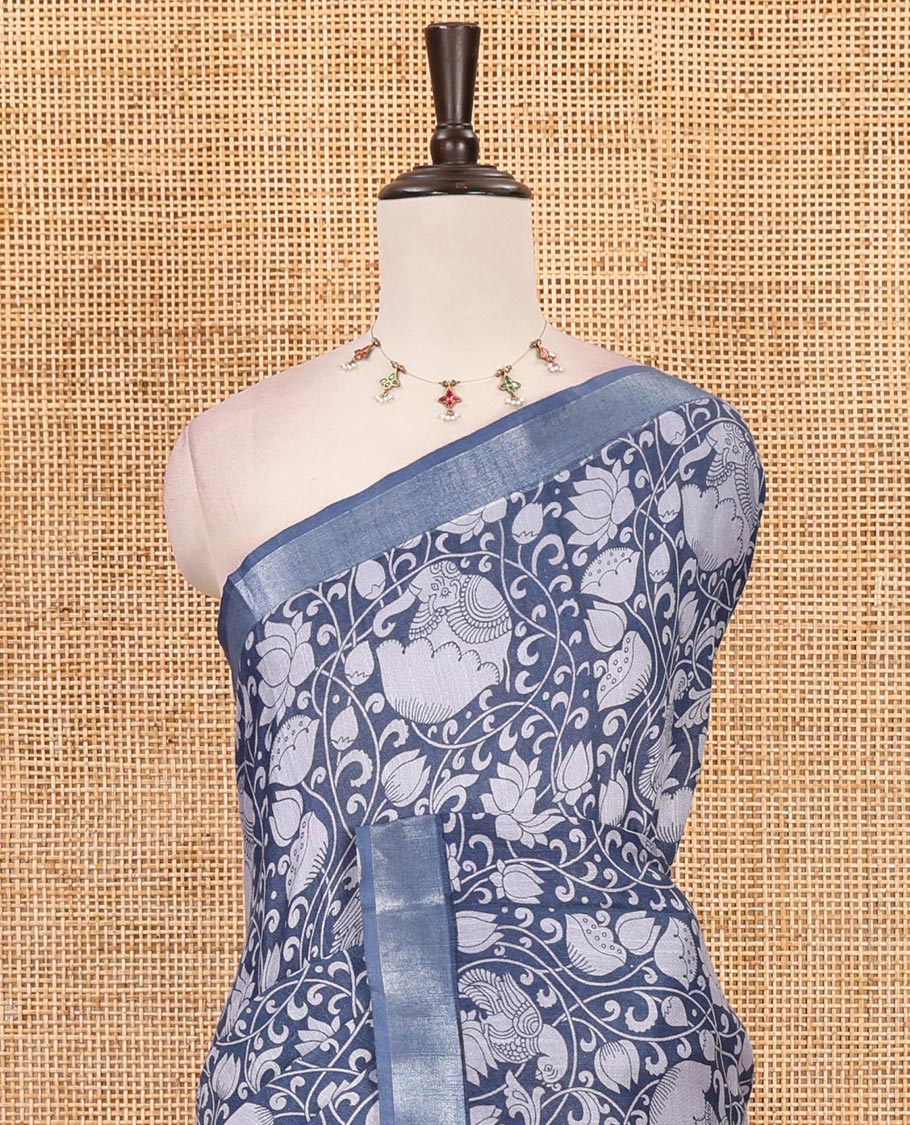Navy blue flora-fauna kalamkari printed Bhagalpur linen saree, zari border, contrast floral-peacock printed pallu & contrast printed blouse - Image 3