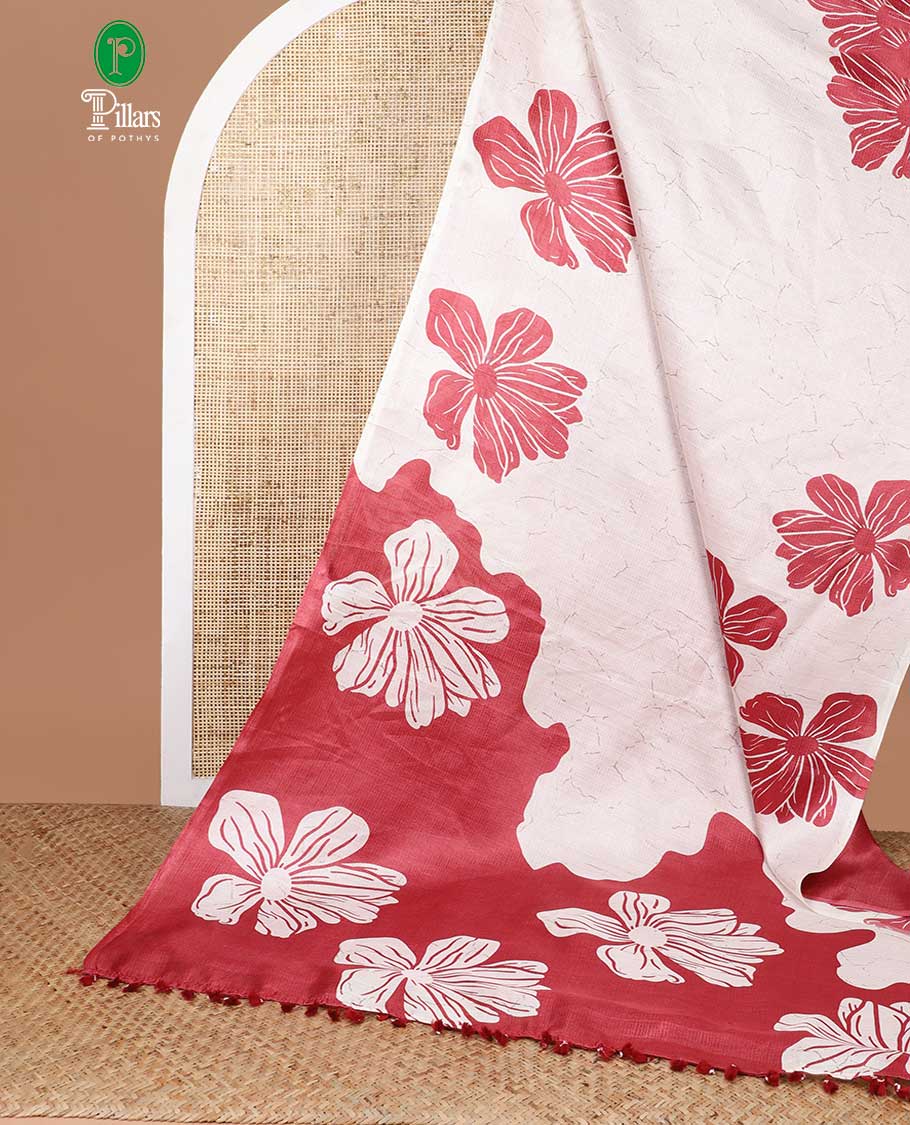Onion pink floral design khadi silk saree with self border & solder pallu along with plain blouse - Image 2