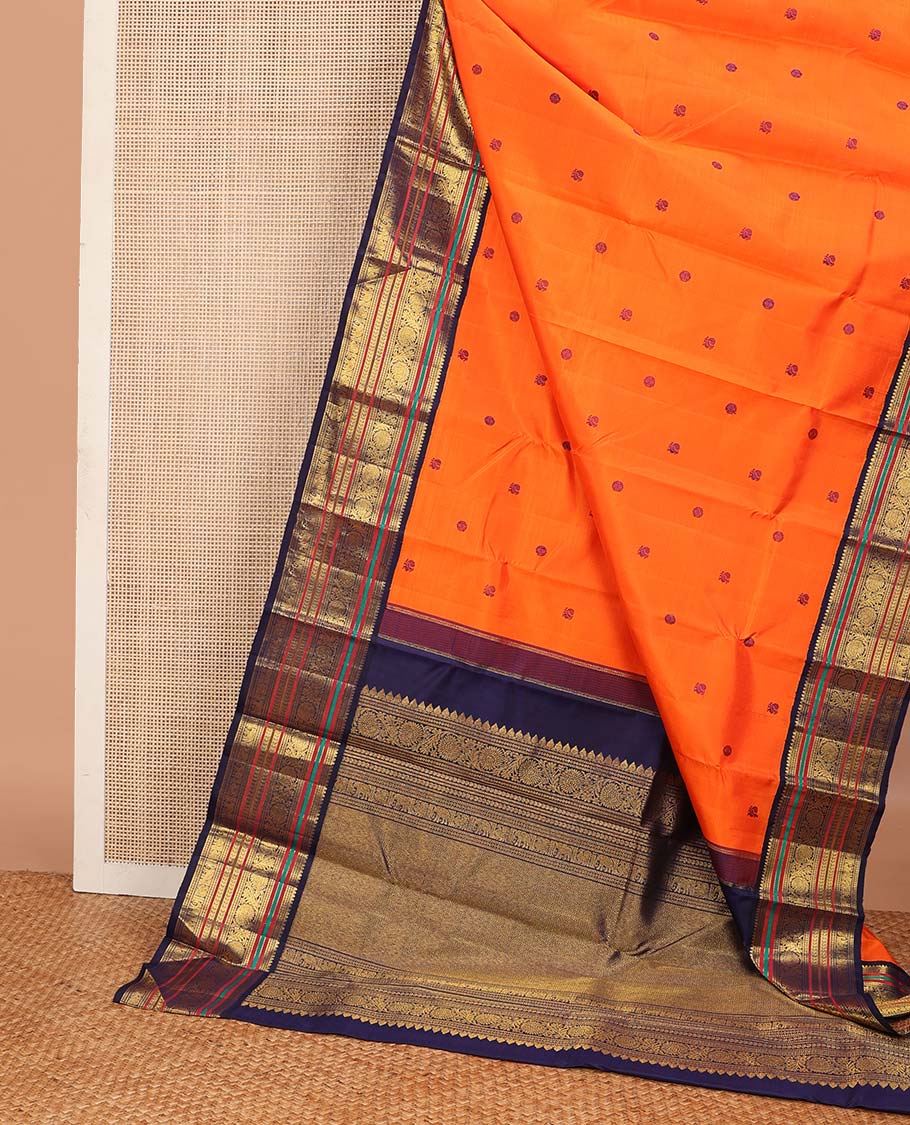 Orange annam chakram buttas Kanchipuram korvai silk saree, contrast rettai pettu korvai border of rekku, banaras, muthu, and chakram designs, and poun design steeped pallu - Image 3