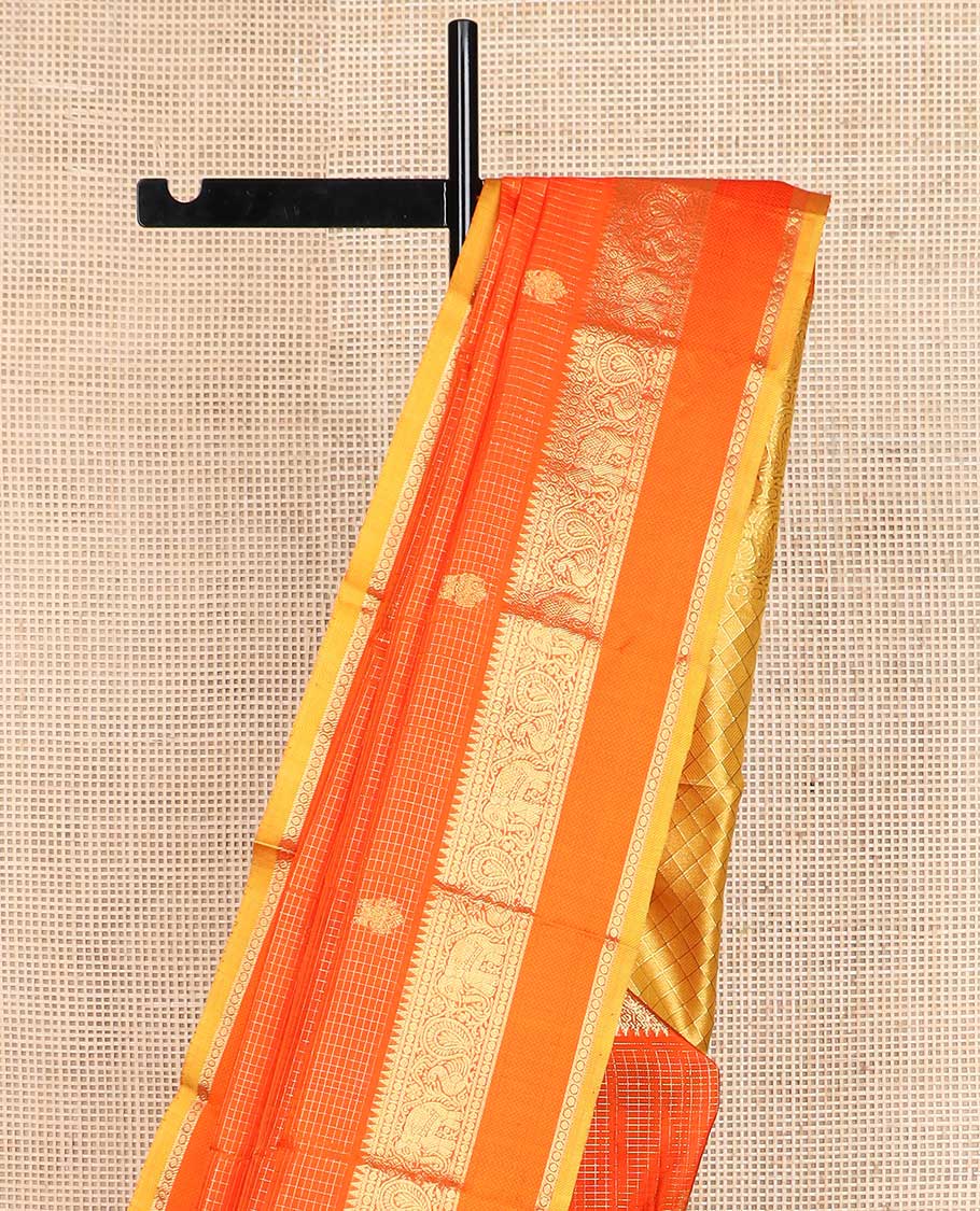 Orange checked with kuthirai and iruthalai pakshi buttas Kanchipuram silk saree, zari border of rekku, paisa, yaanai, mayil, and mayil kann, and paiyadi kattam pallu - Image 4