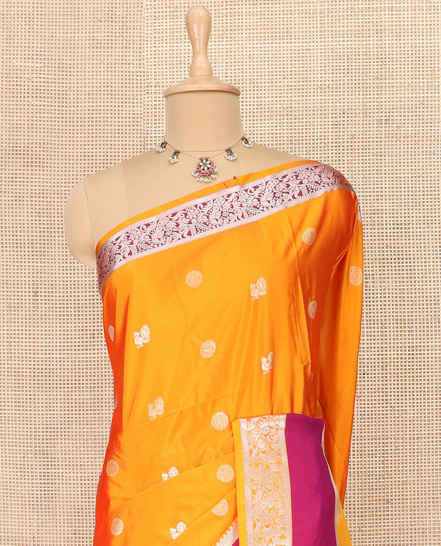 Orange Semi-Soft Silk Saree Featuring Peacock and Chakram Buttas, Complemented by a Contrast Rettai Pettu Traditional Zari Border of Peacocks, Grandly Woven Pallu of Jaal Designs, and Paired with a Contrast Blouse - Image 2