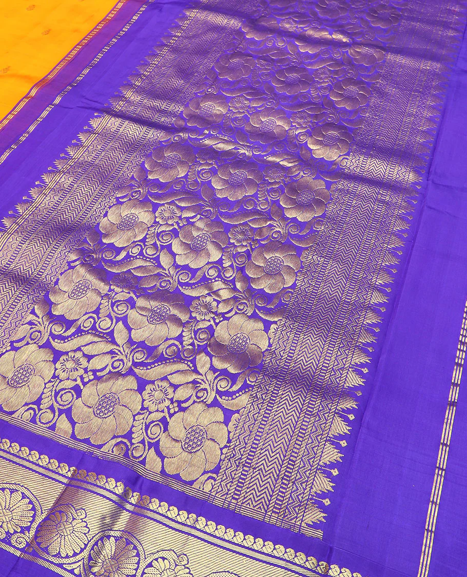 Orange zari buttas Kanchipuram silk saree, contrast thazampoo rekku checked border of mayil, manga, banaras, and kodi visiry designs, and floral jaal pallu - Image 5