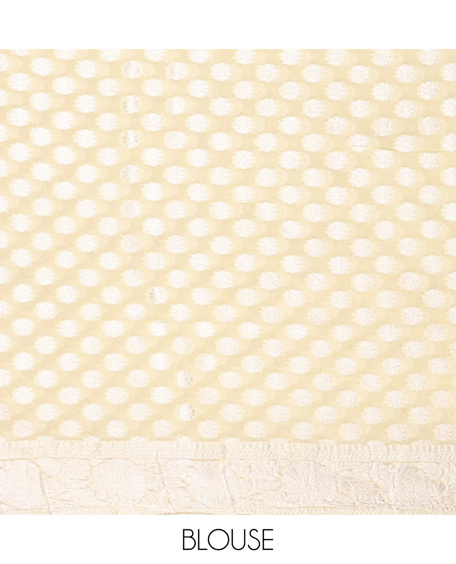Pale yellow floral jacquard semi-banaras crepe saree, floral creeper border & intricate pallu - Image 3