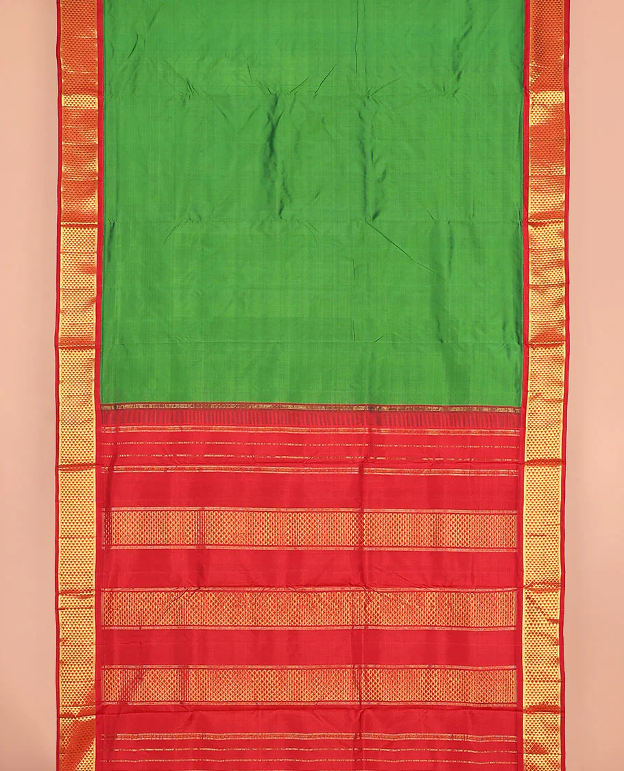Parrot green plain nine-yard silk saree, contrast ara maadam design korvai border, and pallu of ara maadam designs - Image 2