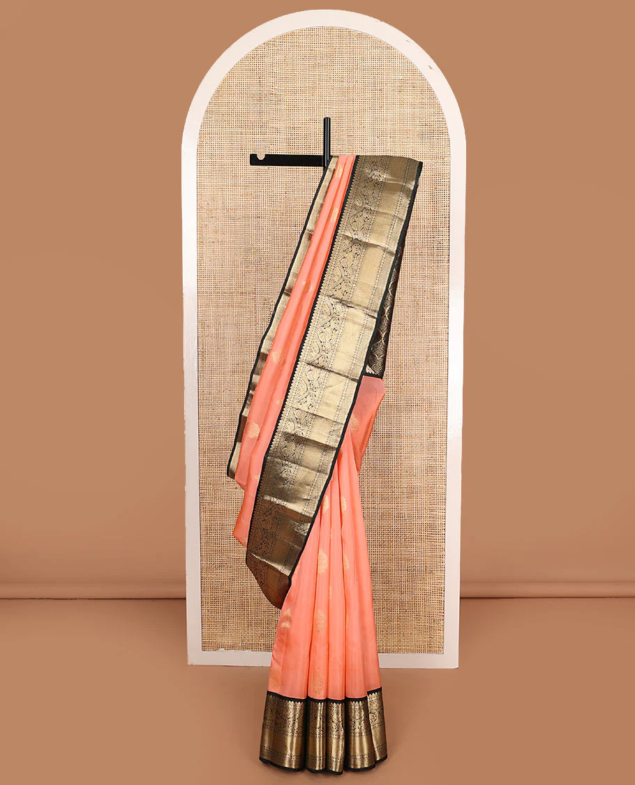 Peach zari buttas Vasundhara Lite Silk Mix Saree, contrast border of thilakam mokku, muthu, poun, mayil, mayil kann, and vanki designs, and jaal pallu