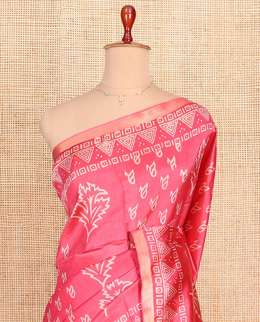 Pink Banana Pith Saree Elegantly Printed with Batik-Style Geometric Patterns Printed All Over Its Body, Subtly Woven Zari Piping Border, Printed Pallu, and Paired with a Batik Printed Matching Blouse - Image 2