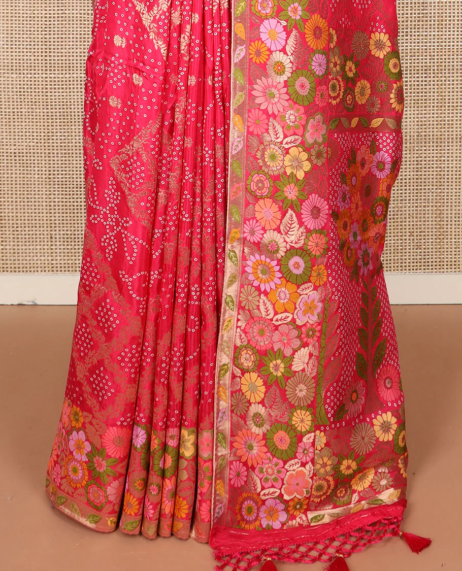 Pink bandhani dottes with jaal design dola silk saree, meenakari floral design border, and pallu of bandhani dottes, and meenakari floral design - Image 4