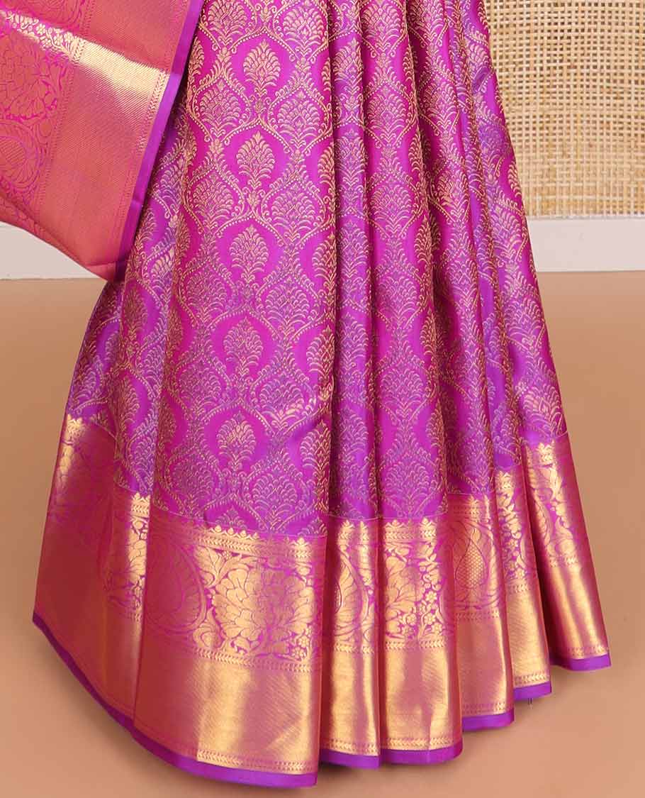 Pink floral jacquard Samudrika silk saree with self zari border of thilakam mokku, kathir, banaras design & zari design pallu - Image 5