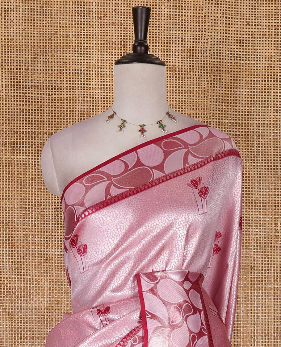 Pink jacquard kanchi silk saree, contrast border, and pallu steeped with paisley motifs with contrast zari design blouse - Image 3