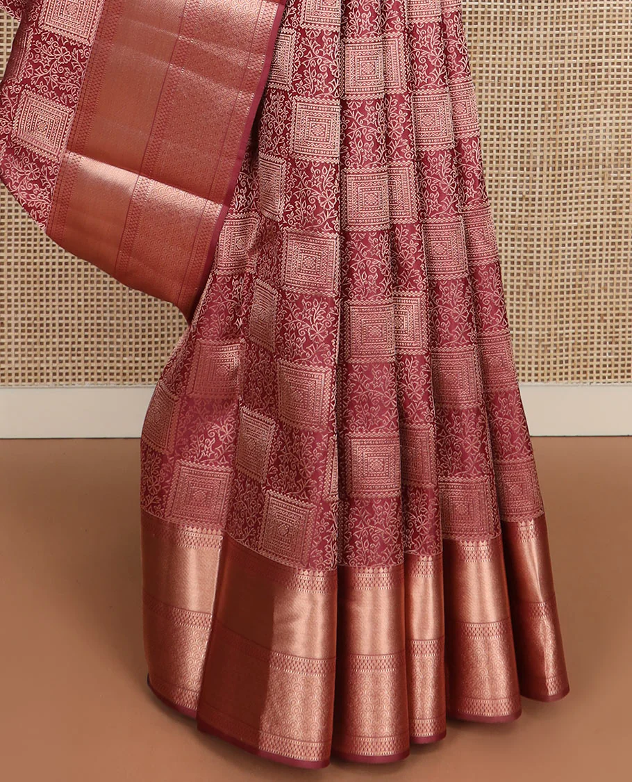 Pink jacquard Kanchipuram wedding silk saree, zari border of thilakam, muthu, paisa, and scallop designs, and jaal pallu - Image 5