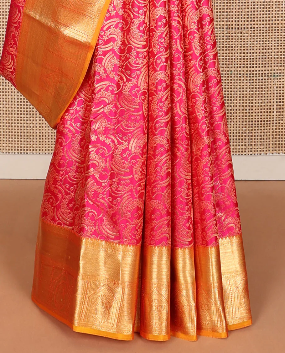 Pink jacquard wedding silk saree, contrast intricate pallu & border of salngai,neli,mayil kann & arumbu manga - Image 5