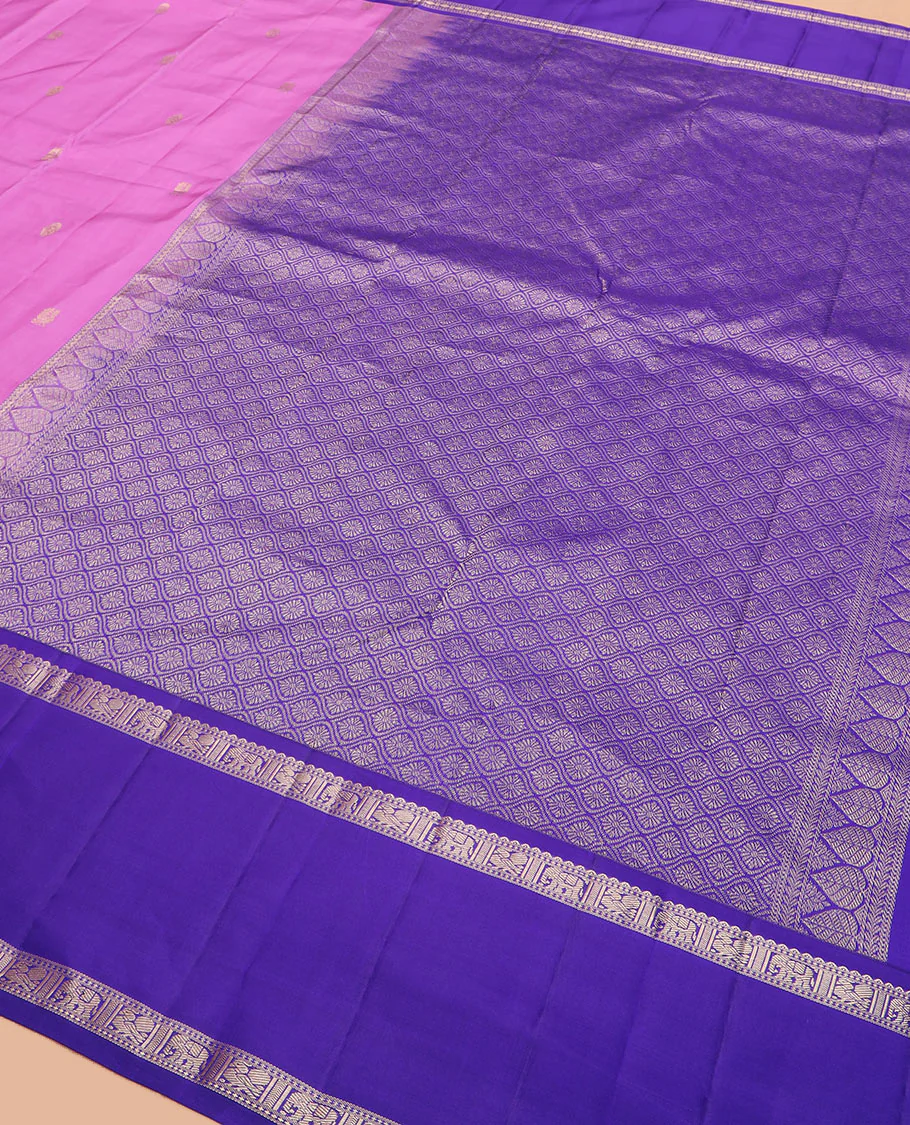Pink mayil chakram Vasundhara silk saree, contrast rettai pettu border of rekku, muthu, and mayil and yaanai designs, and jaal pallu - Image 5